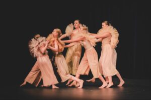Dance classes for kids and teens